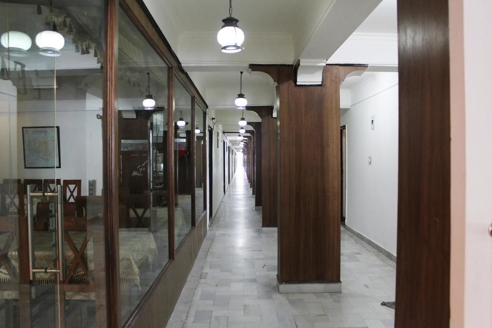Oyo 1822 Hotel Ambassador Dehradun Esterno foto